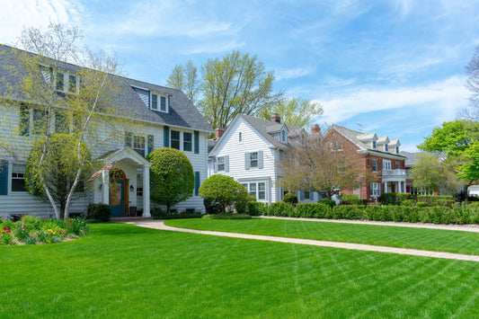 Summer Lawn Care: Mastering the Season with LawnMaster®