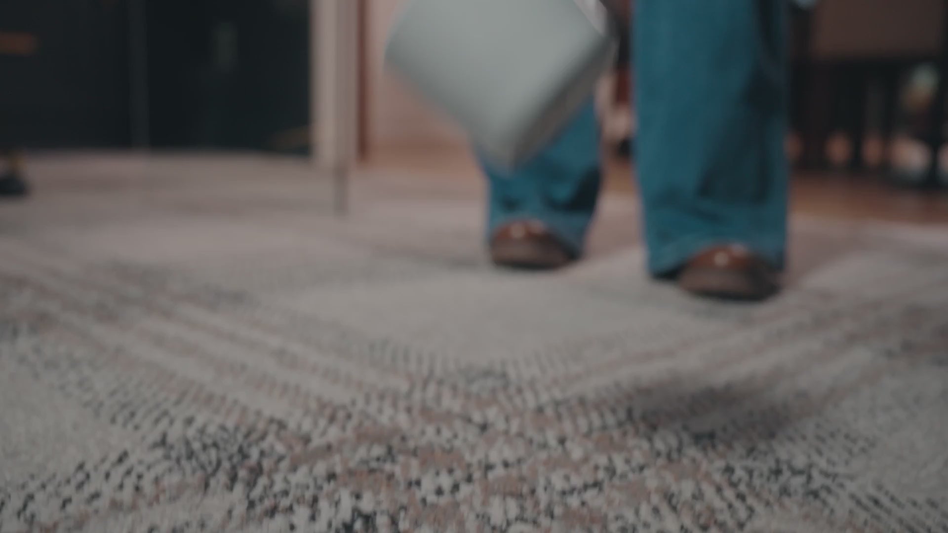 Video for Vacmaster 600 series carpet cleaner DSCC2401 